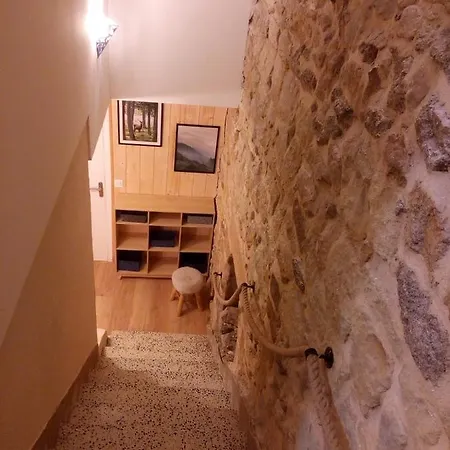 Champeix, Maison Confort 6 Personnes *